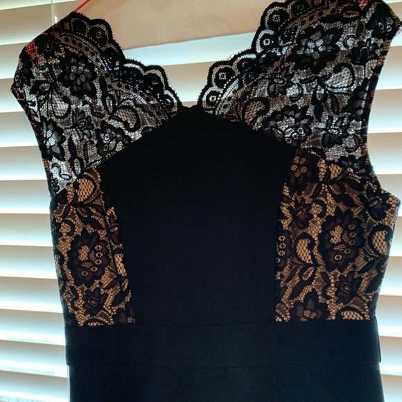 London times black dress with lace shoulders - Picture 2 of 5